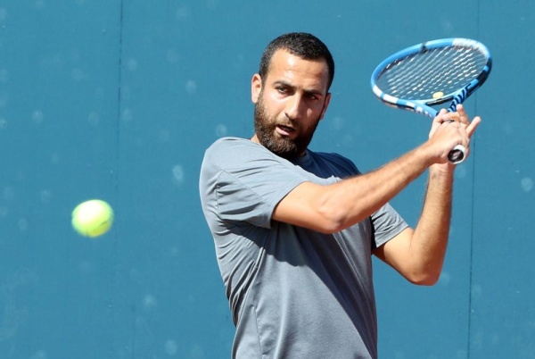 لاعبو البحرين يتقدمون للدور الثاني بعد منافسات قوية في انطلاق منافسات بطولة البا الدولية لرواد التنس