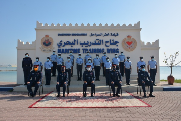 نائب قائد خفر السواحل يفتتح "الدورة التخصصية السابعة عشرة في العلوم البحرية"