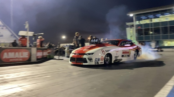 انطلاقة قوية لـ "بحرين 1" في بطولة العالم NHRA للسيارات