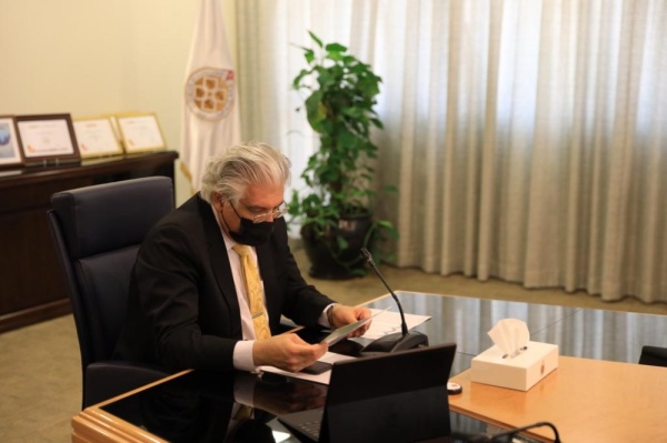 طلبة بحرينيون يصممون منازل ذكية ويتأهلون&nbsp; لمنافسات "ديكاثلون الطاقة الشمسية"