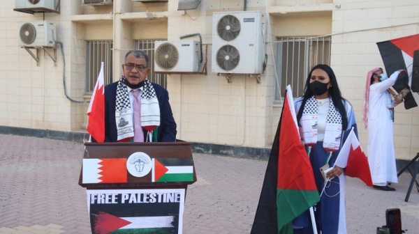 محامو البحرين يهتفون: "من فلسطين للبحرين.. شعب واحد لا شعبين"