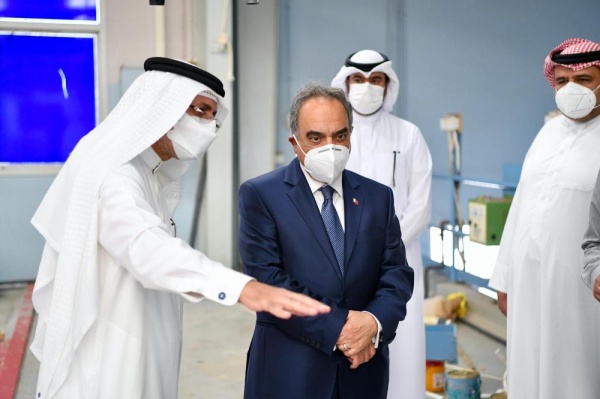 الوزير خلف: استزراع الميد لأول مرة في تاريخ مملكة البحرين