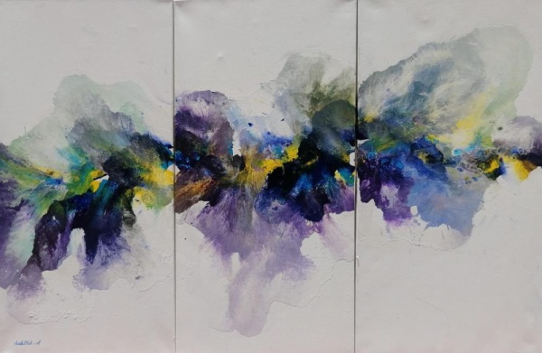 معرض تشكيلي للفنانة عايدة أحمد بالمرفأ