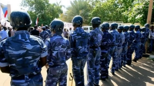 تدربوا لاستهداف دول الخليج.. السودان يعتقل 9 من القاعدة