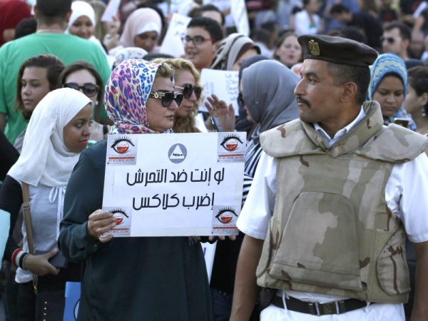 جناية بدلاً من جنحة.. مجلس النواب المصري يشدد عقوبة «التحرش»