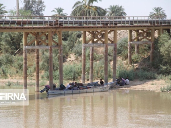 بعد أيام من الاحتجاجات.. روحاني يأمر نائبه بحلّ أزمة المياه في الأحواز