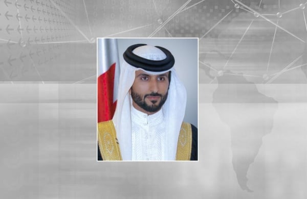 ناصر بن حمد يهنئ الملك وولي العهد ويشيد باهتمام خالد بن حمد