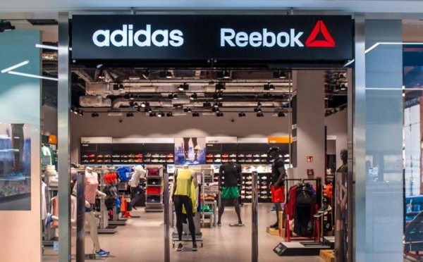 شركة Adidas تبيع العلامة التجارية للملابس الرياضية المتعثرة Reebok بنحو 2.5 مليار دولار