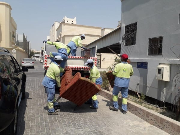 بلدية الجنوبية تزيل 940 طن أثاث مستعمل بمبادرة "أتصل لأثاثك"