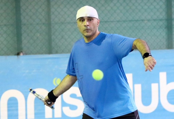 المنافسات تتواصل في بطولة نادي الرفاع المفتوحة للتنس