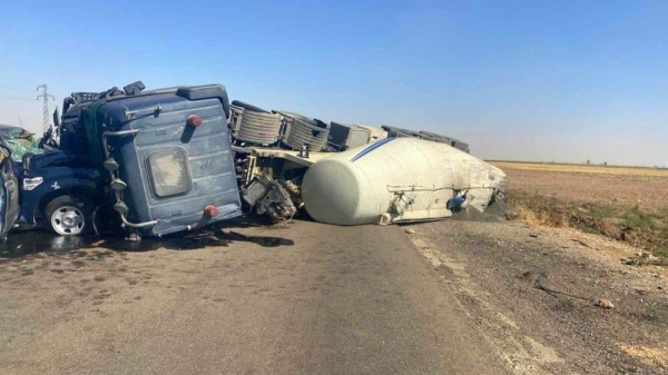 العراق.. قتيلان وعشرات المصابين من ناخبي قوى الأمن إثر حادث مروري (صور)