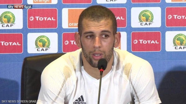 بعد تربعه على عرش هدافي الجزائر.. إشادة واسعة بسليماني