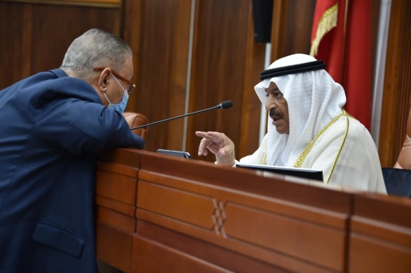 نوار يطالب باستثناء "مزايا" "الرسوم العقارية".. والعرادي: المشتري ليس محدود الدخل