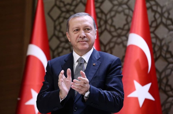 أردوغان يرفع الحد الأدنى للأجور في تركيا 50%