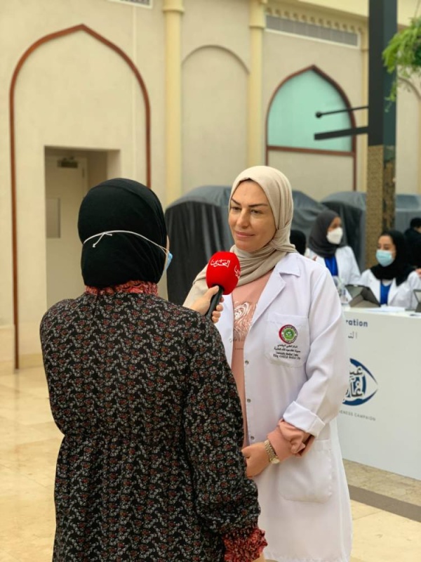 رئيس جامعة الخليج العربي يفتتح حملة "عينك غالية" في الأفنيوز