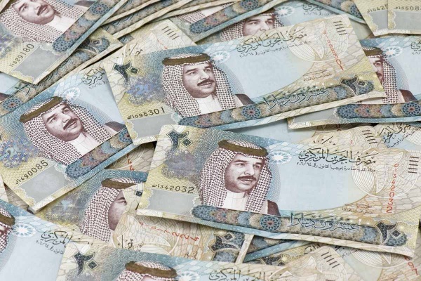 مواطنة تراكمت عليها رسوم البلدية تطالب بالتخفيض