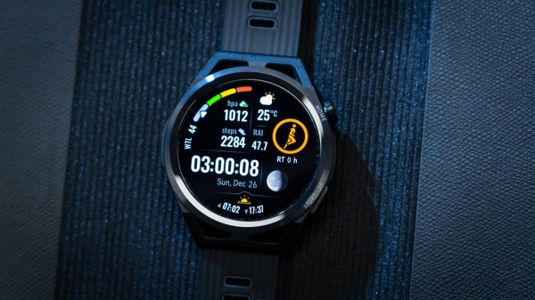 إطلاق ساعة HUAWEI WATCH GT Runner بأحدث ميزات تتبع اللياقة