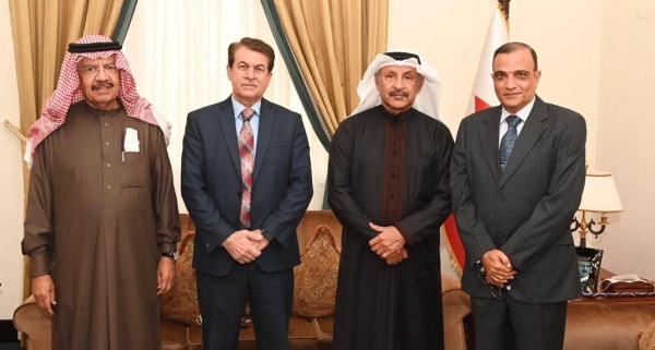 بن هندي يستقبل رئيس الرابطة العربية لرواد التنس لبحث توأمة التنس البحريني العراقي