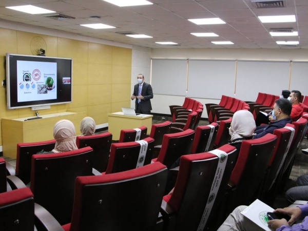 "المنتدى الأخضر" بالخليج العربي يحذر من أخطار هرمون الأستروجين