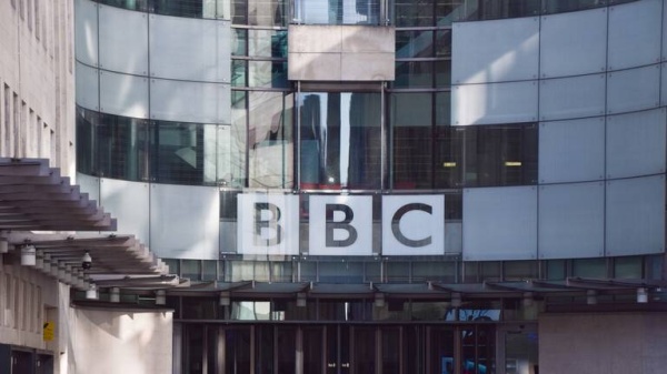 BBC تعلن معاودة التغطية باللغة الإنكليزية من روسيا اعتبارا من مساء اليوم الثلاثاء