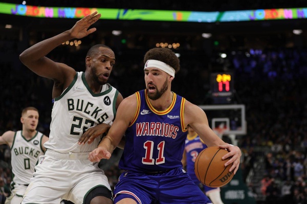 تومسون يستعيد أمجاده