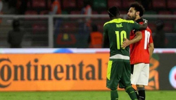 ماذا طلب ماني من صلاح بعد نهائي أمم أفريقيا؟