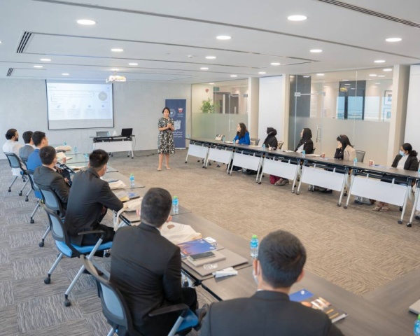 المشاركون في (ضيافة) يطلعون على تاريخ وثقافة البحرين