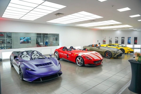 زيارة مؤسسي شركة توباز ديتيلنق لاستوديو توباز ديتيلنق في البحرين