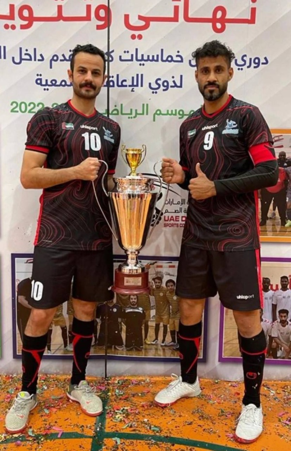 علي الماجد يهنىء المحترفين أكبر سلمان وعبدالرحمن شعبان لفوزهم بكأس الصالات لذوي الإعاقة السمعية مع نادي دبي