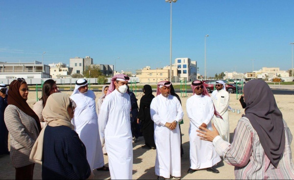 "زين" تدعم الحملة الوطنية للتشجير وتغرس 100 شجرة في شارع أبوظبي بالجنوبية