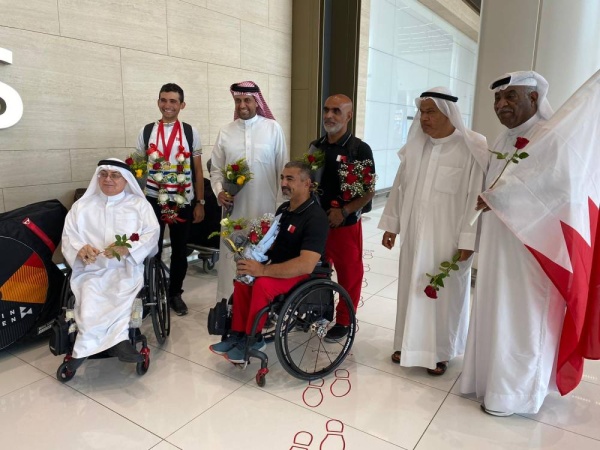 خالد بن حمد يستقبل منتخب الدراجات بعد إنجاز الآسيوية