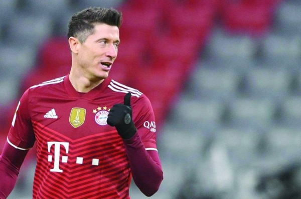 انتقال البولندي إلى برشلونة تحت التهديد
&laquo;الشياطين الحمر&raquo; يدخلون سوق ليفاندوفسكي