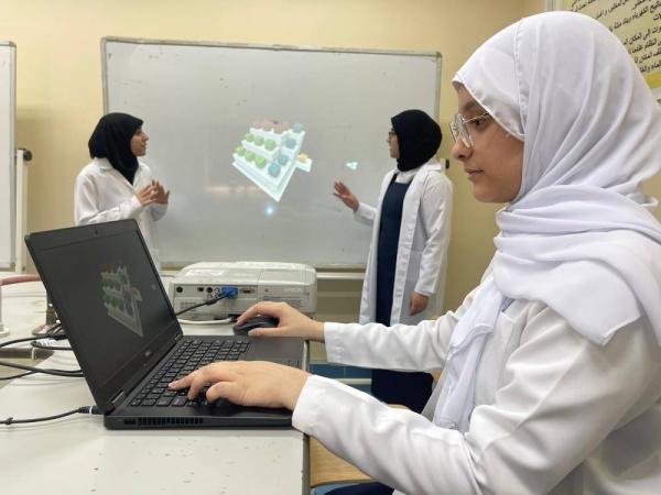 &nbsp;طالبات ثانوي يُصممن متحفاً فيزيائياً افتراضياً