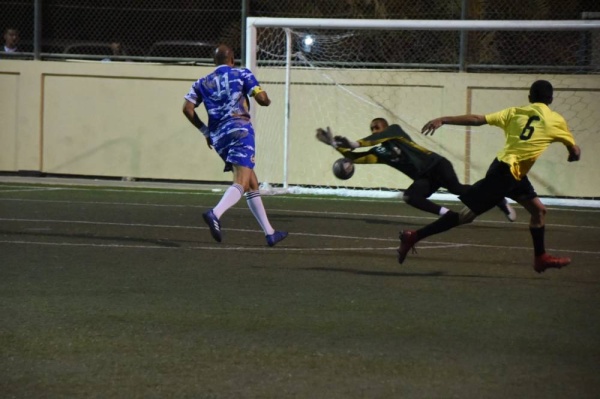 انطلاق منافسات دور الثمانية ضمن البطولة الرمضانية للضباط لكرة القدم بنسختها الخامسة