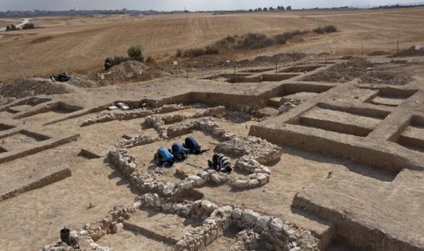 فلسطين.. العثور على بقايا مسجد من الحقبة الأولى للإسلام في النقب