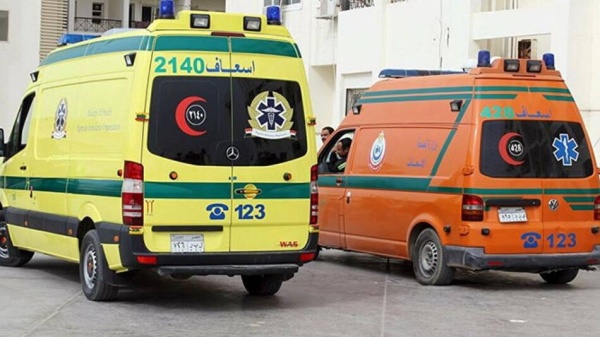 مصر.. مصرع أستاذ جامعي وزوجته وأبنائهما الـ5 في حادث مروري بسوهاج