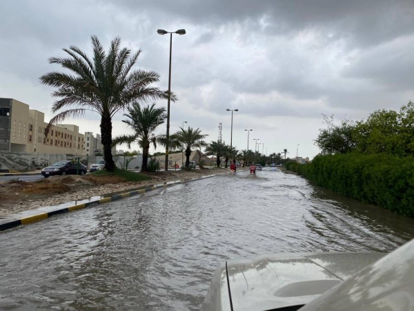 سابقة تاريخية واستثنائية.. امطار رعدية غزيرة في وسط فصل الصيف