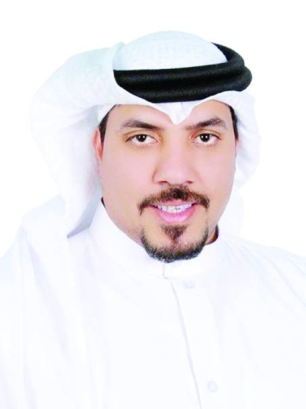 دعوات لتخفيض رسوم مواقف السيارات بالمطار لدعم السياحة