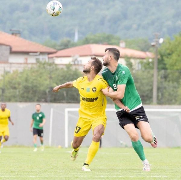 الخالدية وسترة يخوضان الودية الثانية في معسكريهما بتركيا