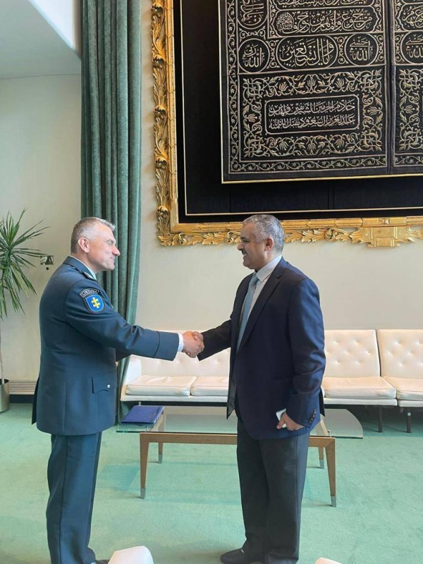 نائب رئيس الأمن العام يلتقي رؤساء وفود التشيك ولاتفيا وليتوانيا