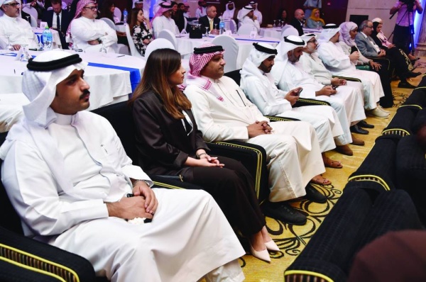 وزير التنمية: دعم كافة الجهود والمبادرات الشبابية