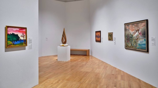 هيئة الثقافة تنقل الفنون البحرينية إلى معرض الحداثة الخليجية في جامعة نيويورك في أبوظبي