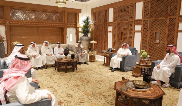 الملك المعظم يلتقي ولي العهد السعودي