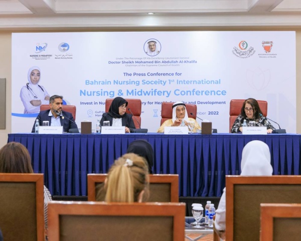 محمد بن عبدالله يكشف تفاصيل الخدمات الصحية بتطبيق نظام الضمان الصحي