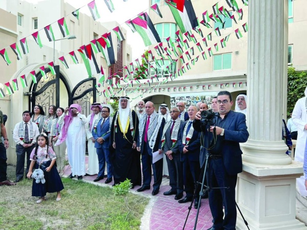 السفير الفلسطيني لدى البحرين: علمنا قضية وقصة نضال