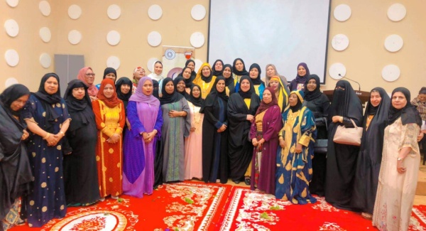 تحت رعاية لمياء بنت محمد.. &laquo;البر لرعاية الوالدين&raquo; يكرم منتسبات الدار في اليوم العالمي للمسنين