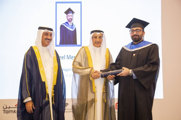 خالد بن عبد الله: مواصلة الارتقاء بالمستوى العلمي للقيادات الوطنية ورفع كفاءة العمل في القطاعين العام والخاص