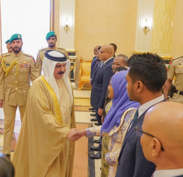 الملك: مد جسور التعاون وتقوية روابط الصداقة مع جمهورية المالديف