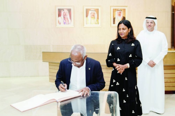 رئيس المالديف يزور عدداً من الوجهات الثقافية في البحرين