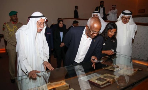 رئيس المالديف يزور بيت القرآن